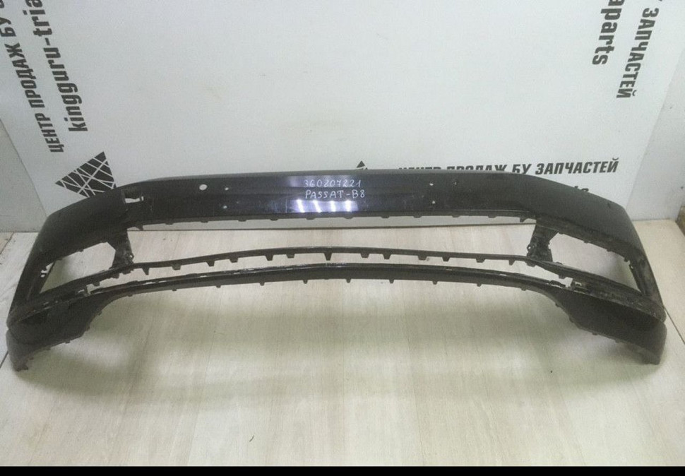 Бампер передний Volkswagen Passat B8 Oem 3G0807221