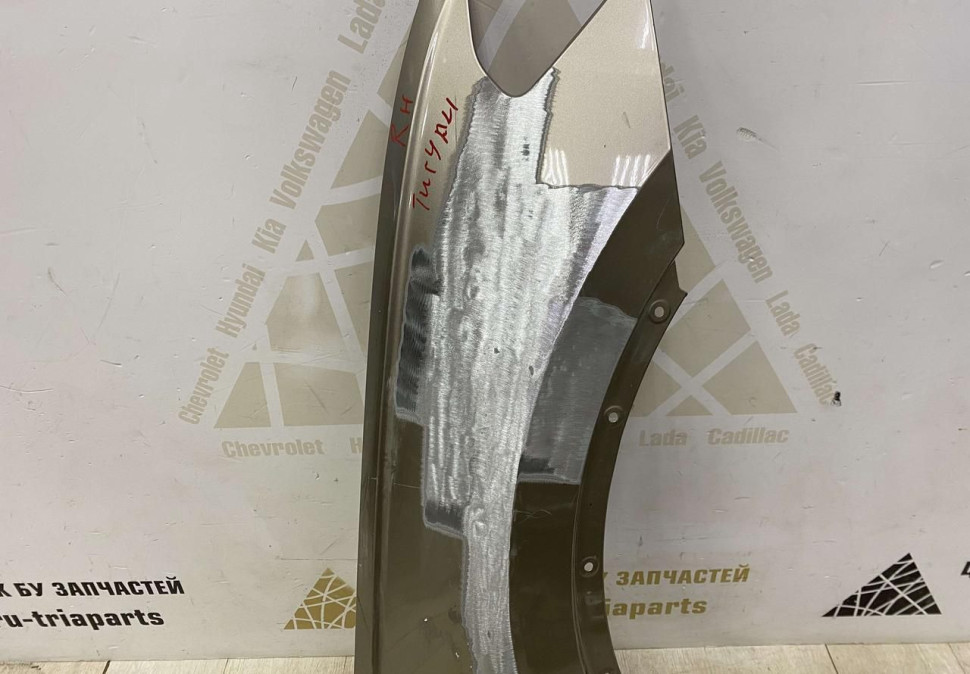 Крыло переднее правое Volkswagen Tiguan 2 2016 дорестайлинг oem 5NA821106