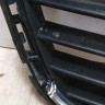 Решетка переднего бампера нижняя Volkswagen Golf 6 09-12 oem 5K0853677