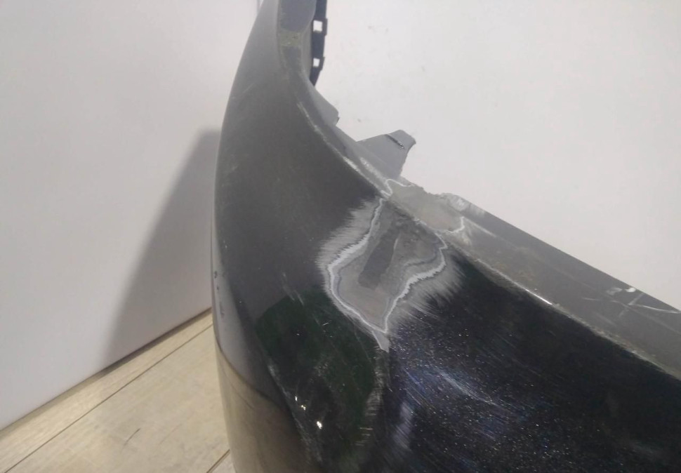 Бампер задний бу Opel Insignia до рестайлинг OEM 13238744