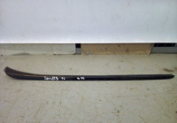 Молдинг лобового стекла левый Hyundai Santa Fe 13-