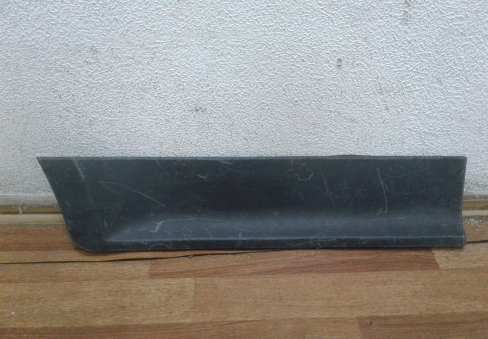 Молдинг двери задней левой Hyundai Creta oem 87731M0000