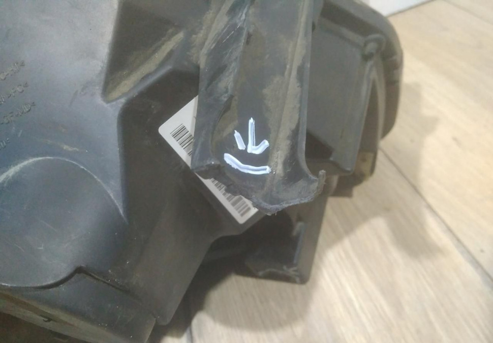 Фара левая бу Renault Duster рестайлинг OEM 260605020R