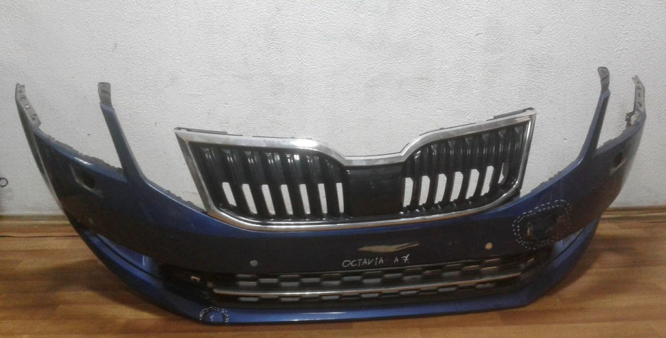 Бампер передний бу Skoda Octavia A7 рестайлинг OEM 5EU807221F