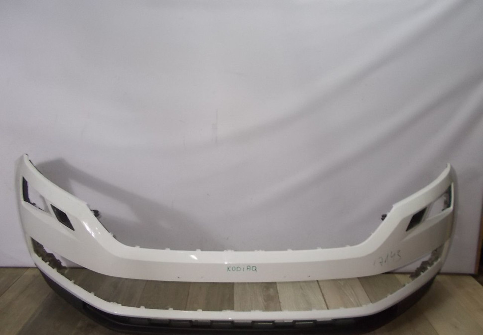 Бампер передний бу Skoda Kodiaq OEM 565807221