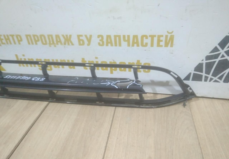 Решетка переднего бампера бу BMW X3 G01 OEM 51117399898
