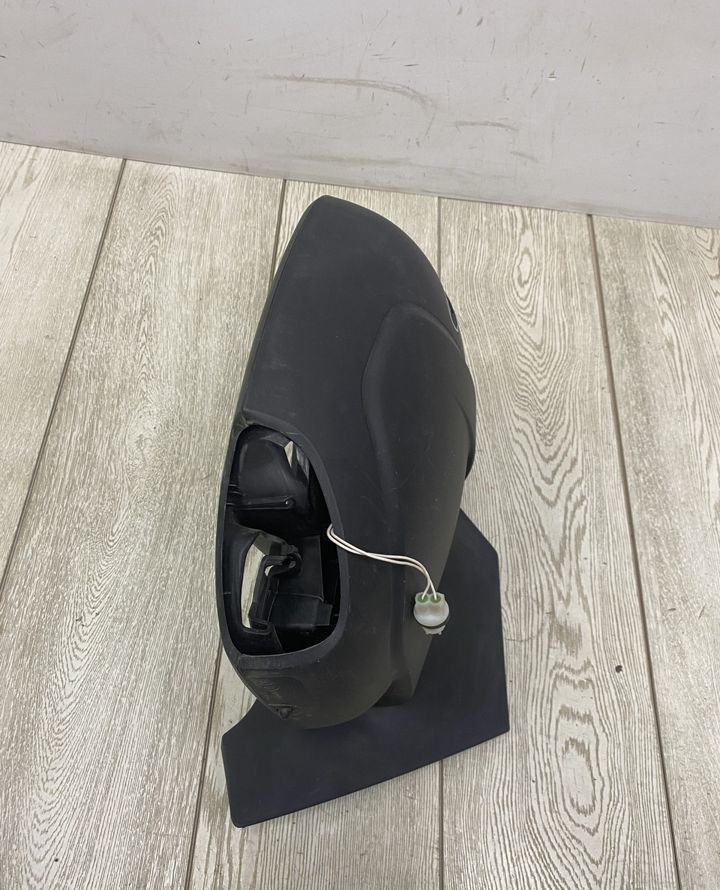 Корпус зеркала правый Renault Master OEM 963010146R Корпус зеркала правый Renault Master OEM 963010146R