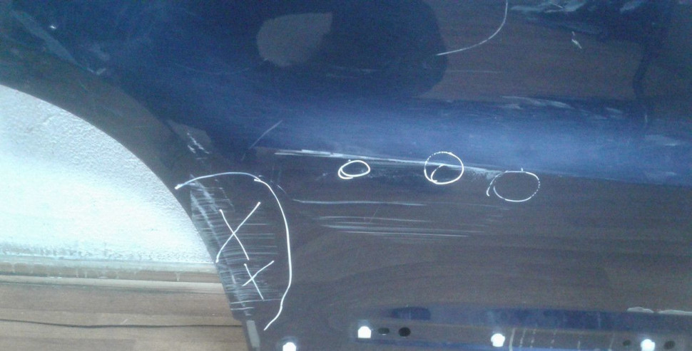 Дверь задняя правая Volkswagen Tiguan 1 (07>) oem 5N0833312B (вмятины)