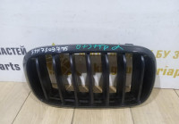 Решетка радиатора правая бу BMW X5 F15 OEM 51117309775