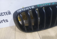 Решетка радиатора правая бу BMW X5 F15 OEM 51117309775