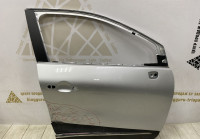 Дверь передняя правая Renault Kaptur OEM 801001400R
