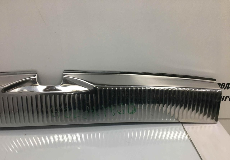 Накладка заднего бампера Volkswagen Multivan Caravelle T6 2015 OEM 7H5863459B