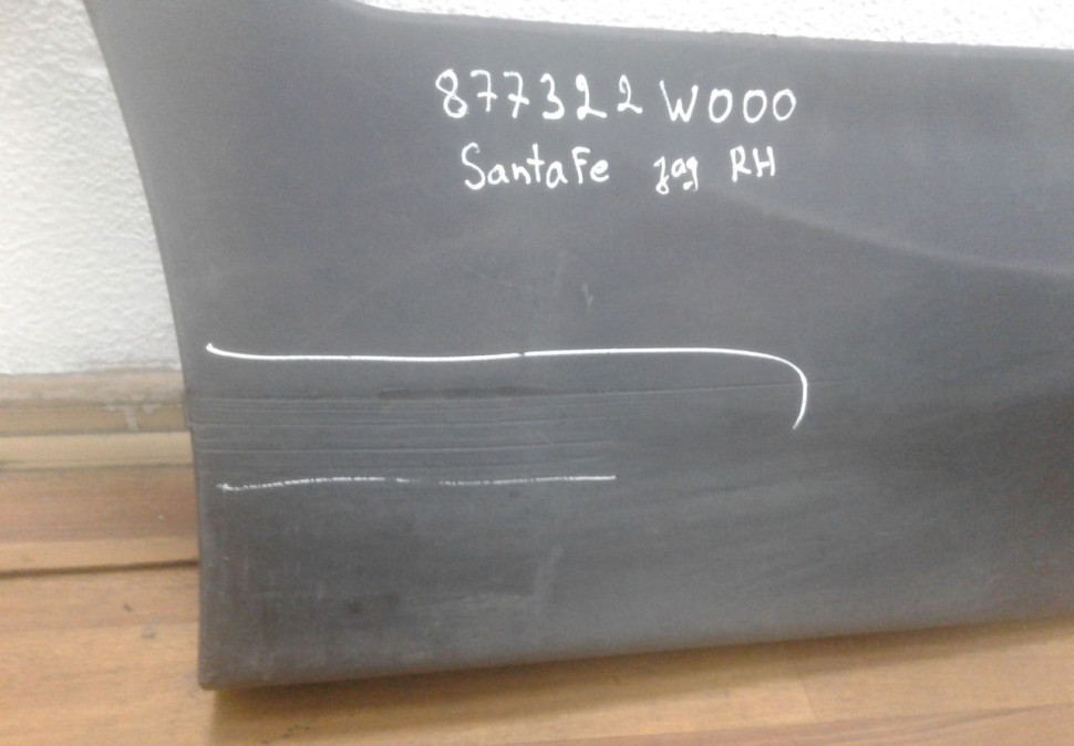 Накладка двери задняя правая Hyundai Santa Fe 3 oem 877322w000 (трещина) (скл-3) Накладка двери задняя правая Hyundai Santa Fe 3 oem 877322w000 (трещина) (скл-3)