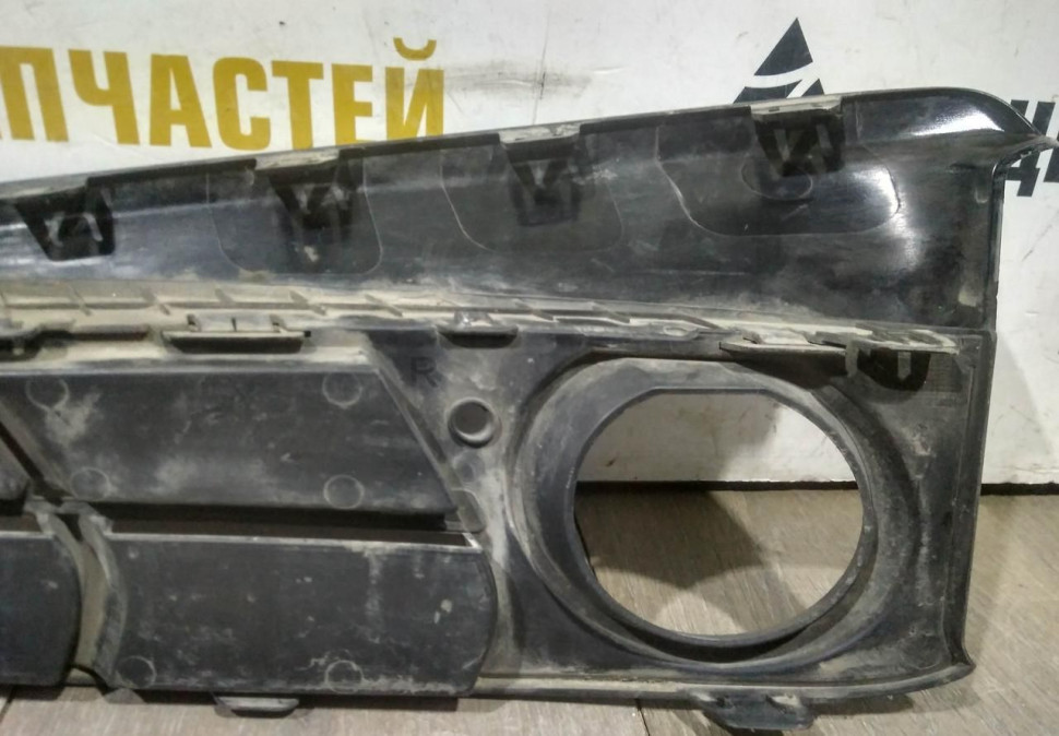 Решетка противотуманной фары правая бу BMW 3 F34 GT рестайлинг OEM 51117416060
