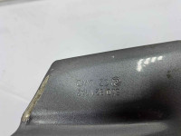 Кронштейн переднего правого крыла Skoda Yeti oem 5L0821142