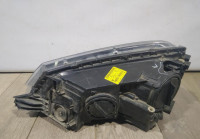 Фара правая бу Skoda Yeti OEM 5L1941016D