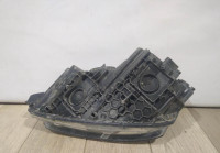 Фара правая бу Skoda Yeti OEM 5L1941016D