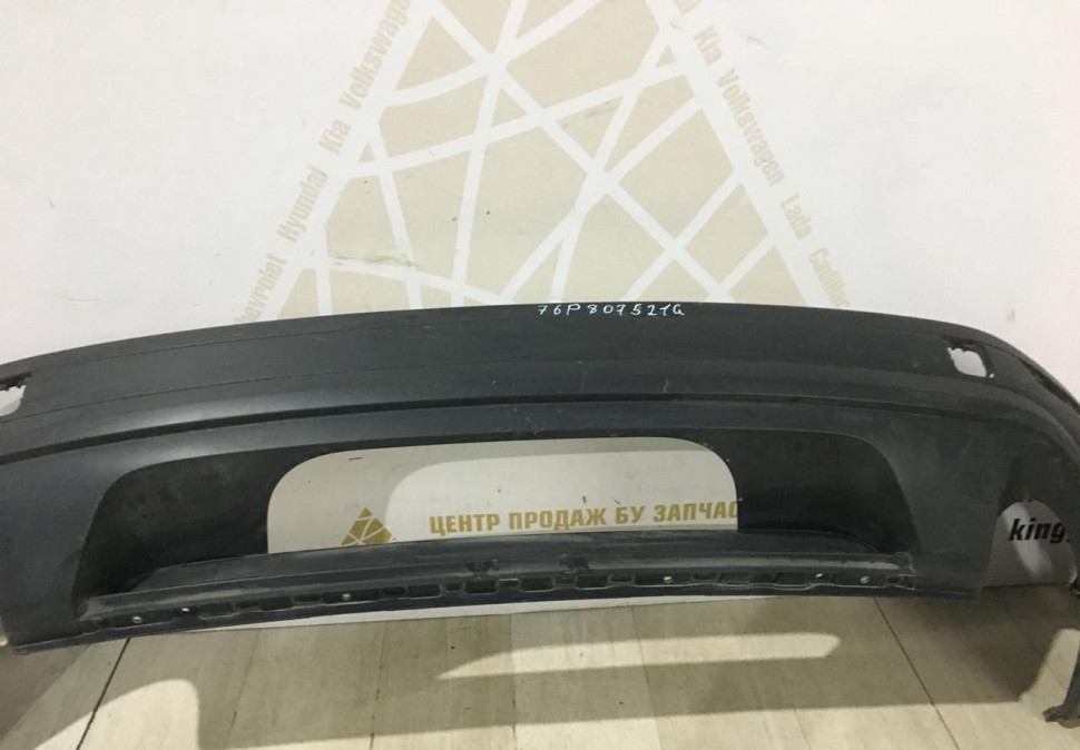 Спойлер заднего бампера Volkswagen Touareg 2 рестайлинг 2014-2018 oem 7P6807521A