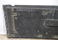 Защита днища левая бу Skoda Rapid OEM 6RA825201