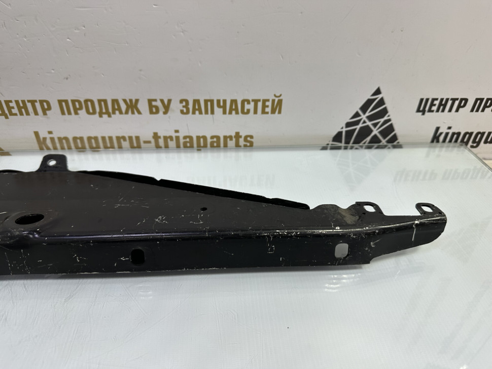 Панель передняя верхняя часть (дефект) бу BMW 7 F01 OEM 7199417