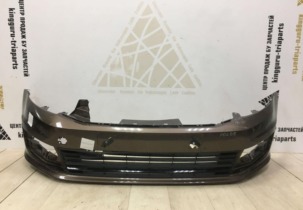 Бампер передний Volkswagen Polo 5 рестайлинг 15-20 oem 6RU807221A (скл-3)