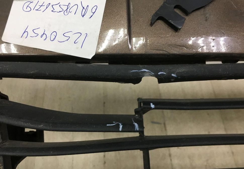 Бампер передний Volkswagen Polo 5 рестайлинг 15-20 oem 6RU807221A (скл-3) Бампер передний Volkswagen Polo 5 рестайлинг 15-20 oem 6RU807221A (скл-3)