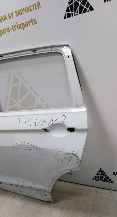 Дверь задняя левая Volkswagen Tiguan 2 2017> oem 5NA833055J Дверь задняя левая Volkswagen Tiguan 2 2017> oem 5NA833055J