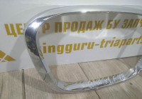 Молдинг решетки радиатора правая бу BMW X1 F48 OEM 51117354824