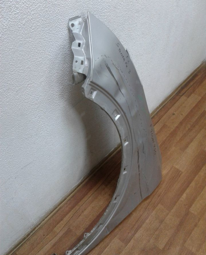 Крыло переднее левое Hyundai Santa Fe 3 (вмятина) (скл-3)