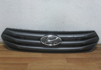Решетка радиатора Hyundai Creta oem 86351m0000