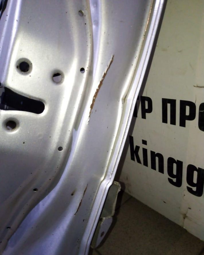 Дверь передняя правая Kia Rio 2 05-11 oem 760041G010 (ско-3) Дверь передняя правая Kia Rio 2 05-11 oem 760041G010 (ско-3)