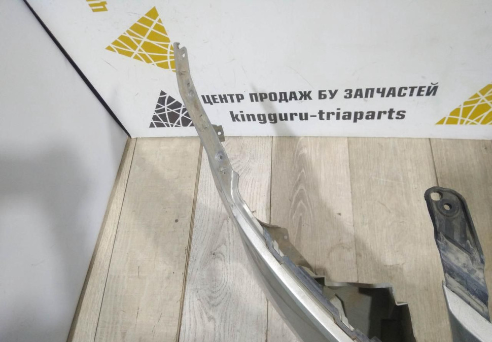 Бампер передний бу Skoda Octavia A7 рестайлинг OEM 5EU807221F