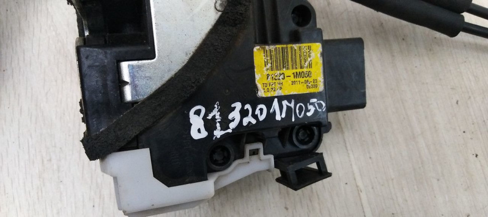Замок двери передний правый Kia Cerato 2 09-13 oem 813201M050