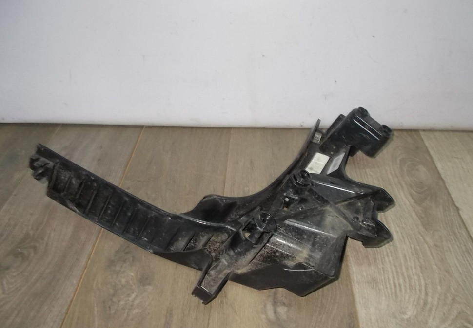 Кронштейн заднего бампера левый бу BMW X5 F15 OEM 51127294389