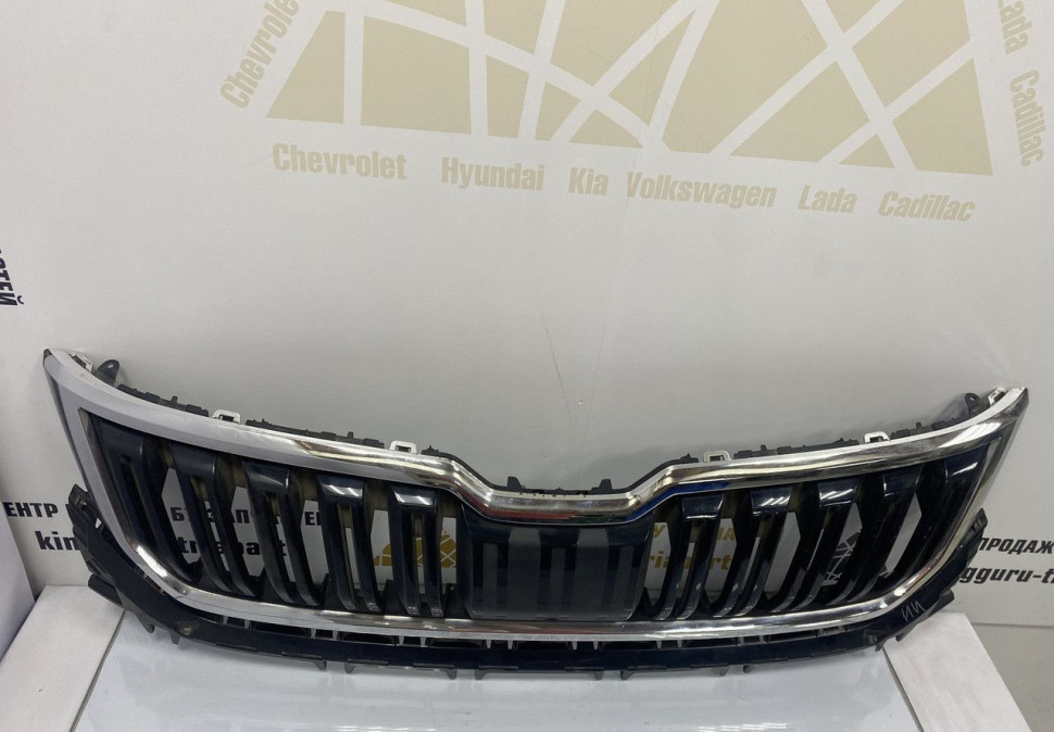 Решетка радиатора Skoda Kodiaq OEM 565853653A