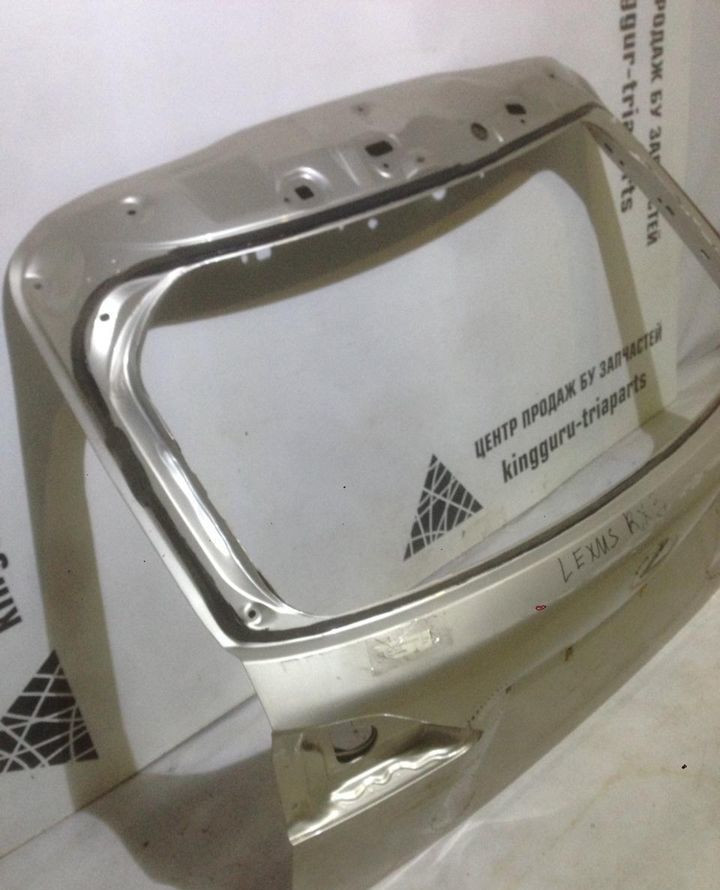 Рышка багажника Lexus RX 3 (09-15)oem 6700548611 (скл-3)