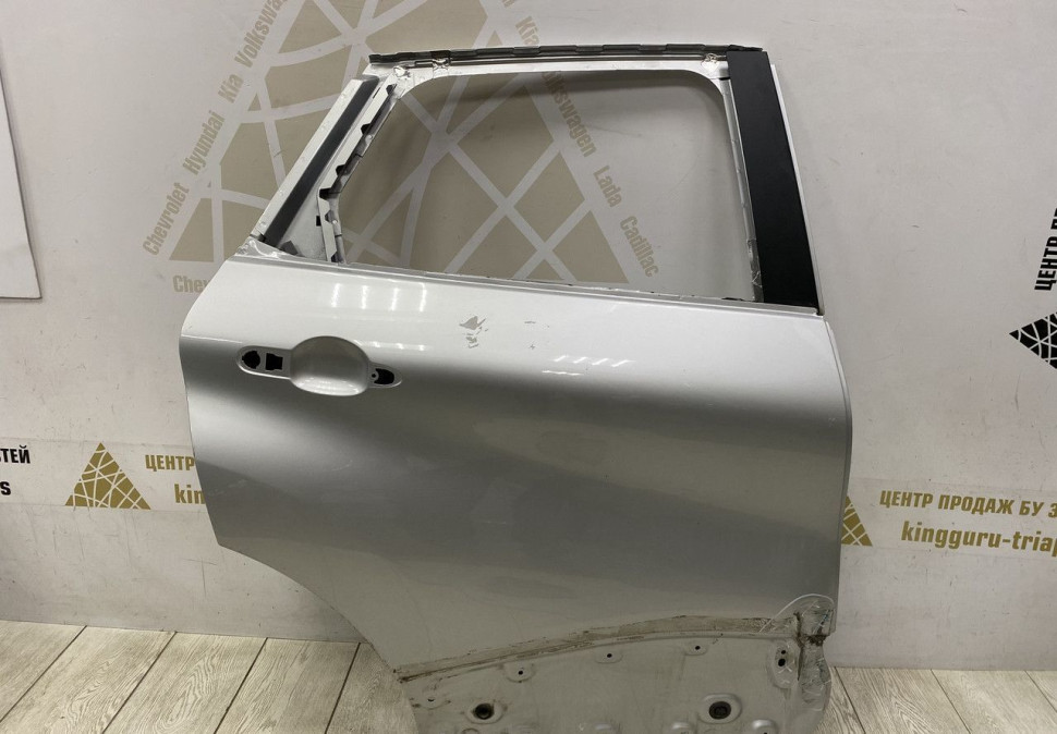 Дверь задняя правая Renault Kaptur OEM 821001270R