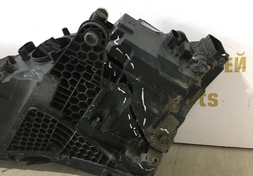 Фара ЛЭД LED правая бу Skoda Superb 3 OEM 3V1941016D Фара ЛЭД LED правая бу Skoda Superb 3 OEM 3V1941016D