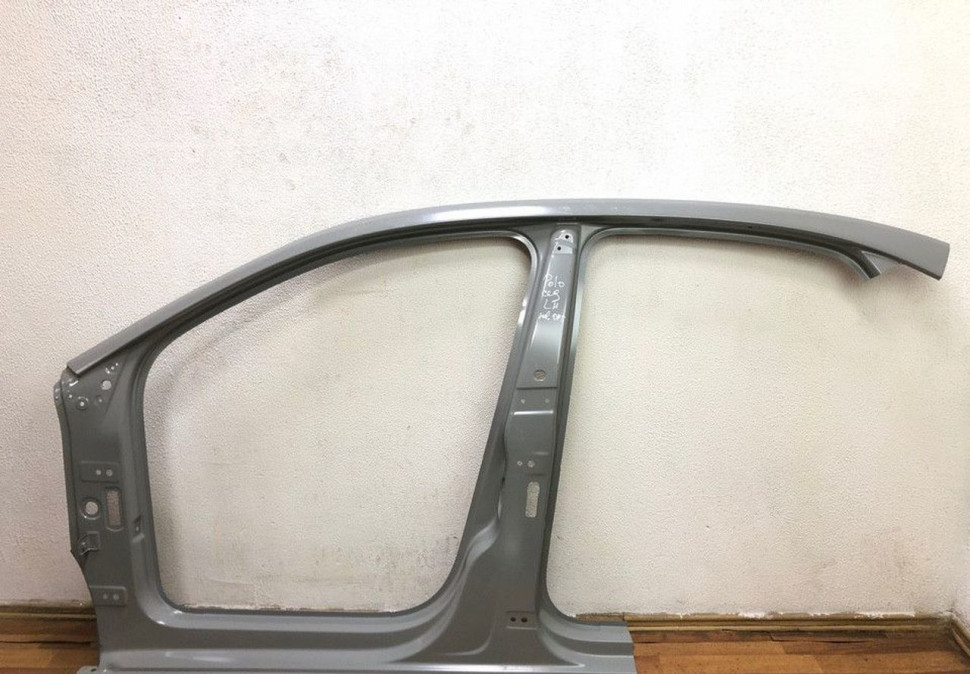 Боковина левая Volkswagen Polo 09- седан (нов. ориг)