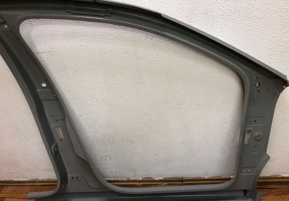 Боковина левая Volkswagen Polo 09- седан (нов. ориг)