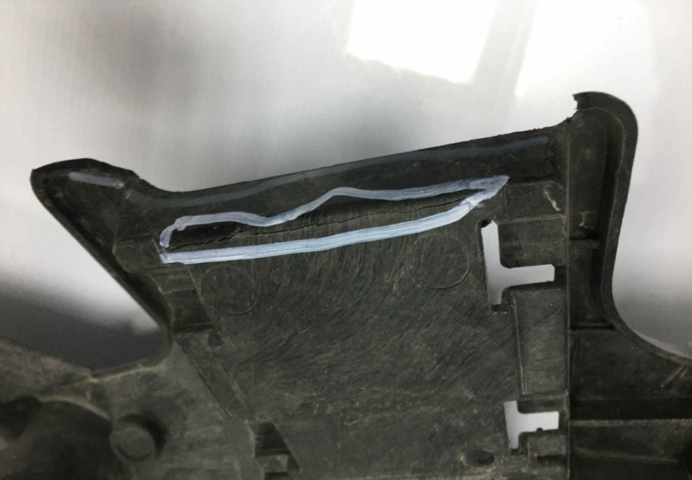 Кронштейн заднего бампера левый BMW 6 G32 OEM 51127387327 Кронштейн заднего бампера левый BMW 6 G32 OEM 51127387327
