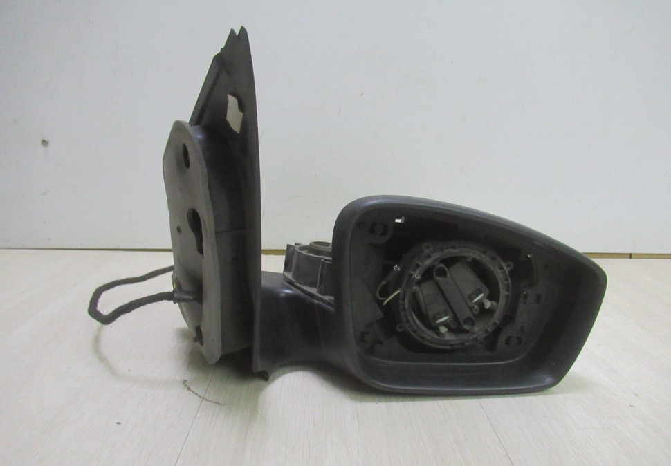 Зеркало правое электрическое (5 к) Volkswagen Polo 5 oem 6ru857502 Зеркало правое электрическое (5 к) Volkswagen Polo 5 oem 6ru857502