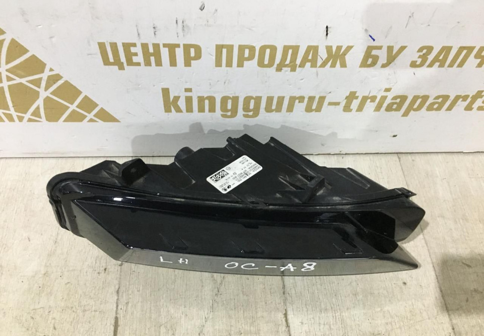 Фара LED ЛЕД противотуманная правая Skoda Octavia A8 OEM 5E3941700
