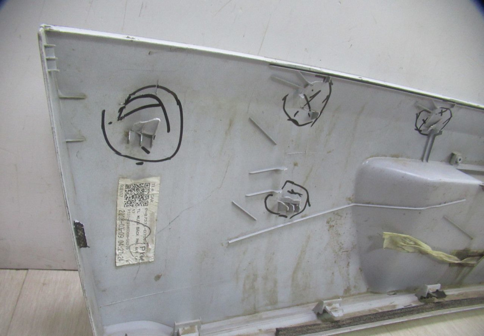 Накладка крышки багажника Hyundai Tucson 3 oem 87371d7000 (скл-3) Накладка крышки багажника Hyundai Tucson 3 oem 87371d7000 (скл-3)