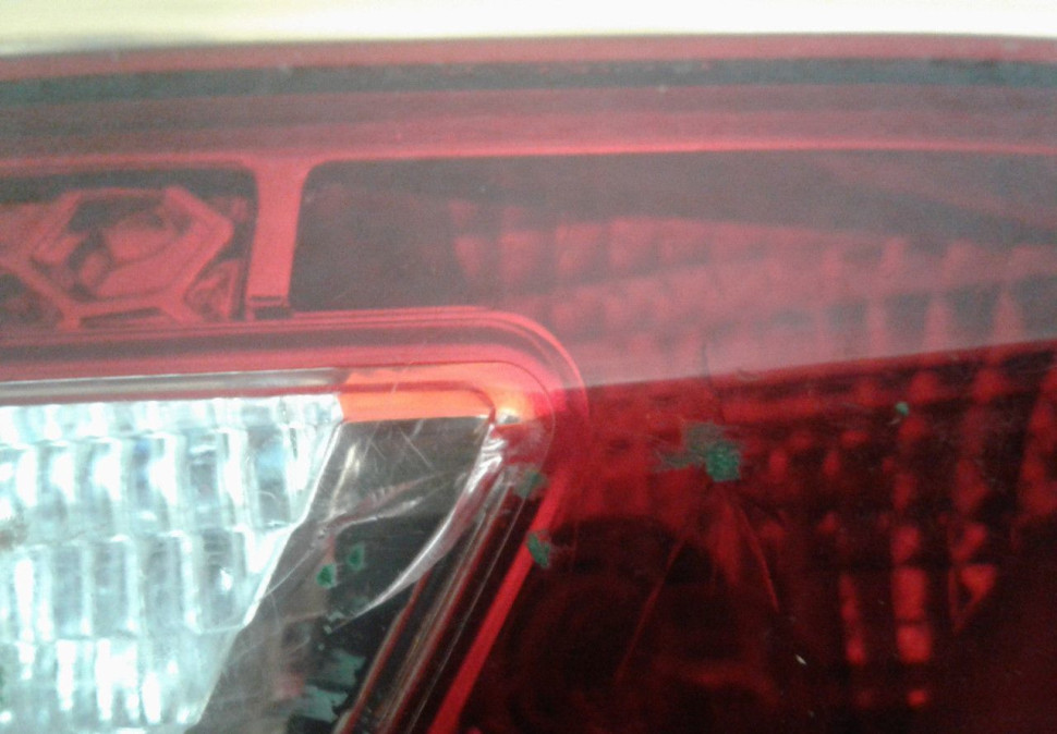 Фонарь левый внутренний Kia Rio 4 (11-15) до рест (трещина) oem 924034x000 Фонарь левый внутренний Kia Rio 4 (11-15) до рест (трещина) oem 924034x000