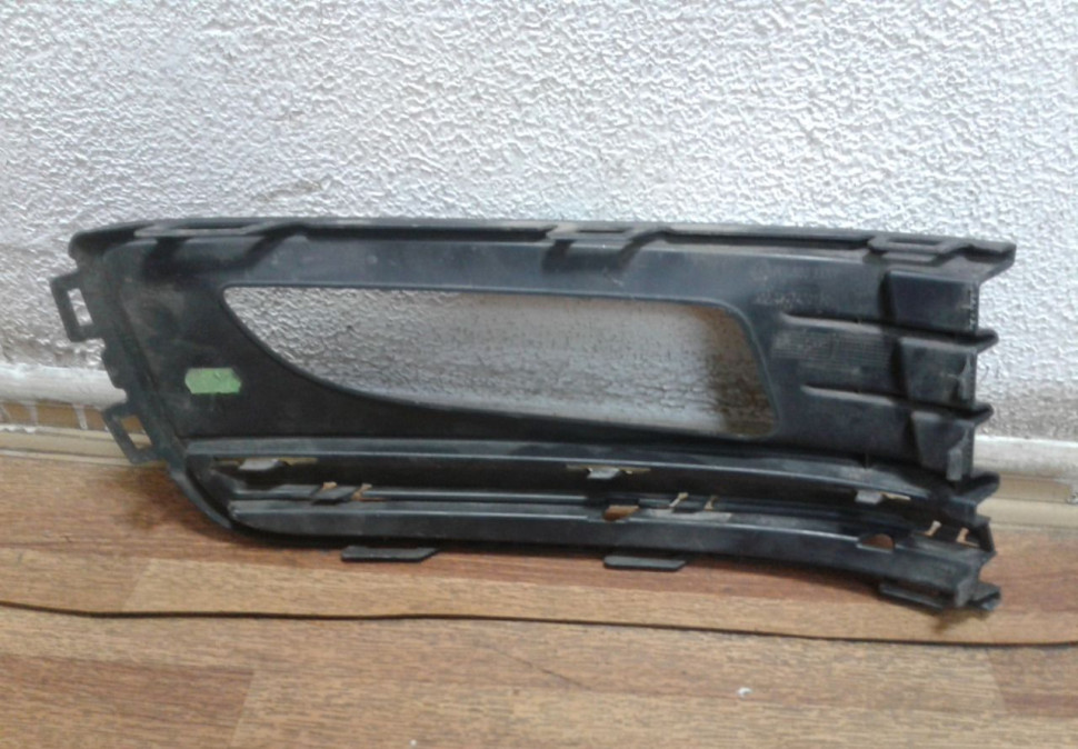 Решетка птф левая Volkswagen Polo рестайл oem 6ru853666 Решетка птф левая Volkswagen Polo рестайл oem 6ru853666