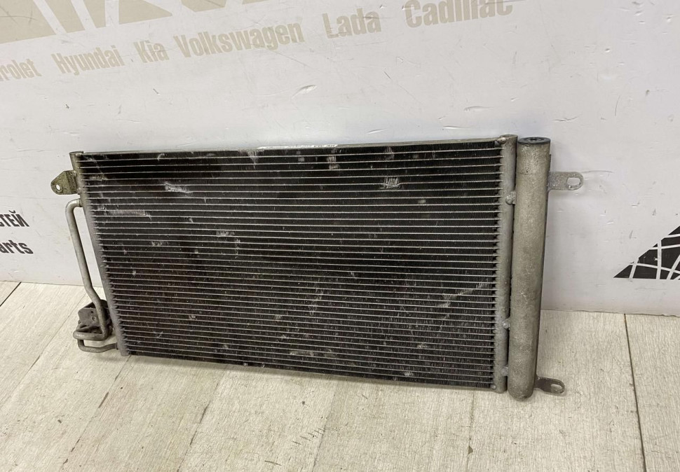 Радиатор кондиционера Skoda Rapid OEM 6C0816411B Радиатор кондиционера Skoda Rapid OEM 6C0816411B