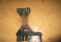 Кронштейн передней панели Volkswagen Tiguan