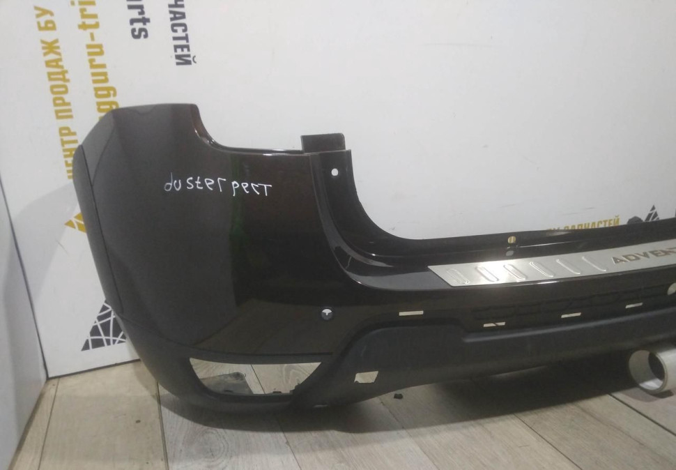 Бампер задний бу Renault Duster рестайлинг OEM 850225435R (В)