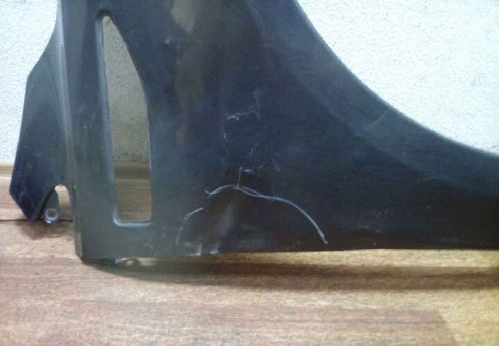 Крыло переднее правое Kia Rio 4 (вмятина) Крыло переднее правое Kia Rio 4 (вмятина)